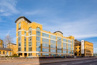Plus de détails pour Avonmore Rd, Londres - Coworking à louer