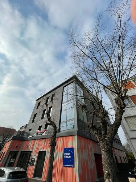 Bureau dans Nogent-sur-Marne à vendre - Photo de l’immeuble – Image 2 sur 7