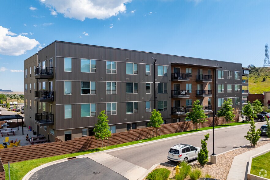 18475 Colfax Ave, Golden, CO à vendre - Photo de l’immeuble – Image 3 sur 84