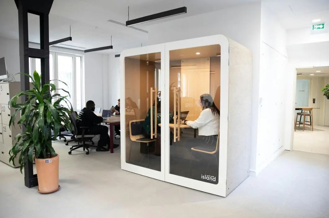 Bureau dans Paris à louer Photo de l’immeuble– Image 1 sur 10