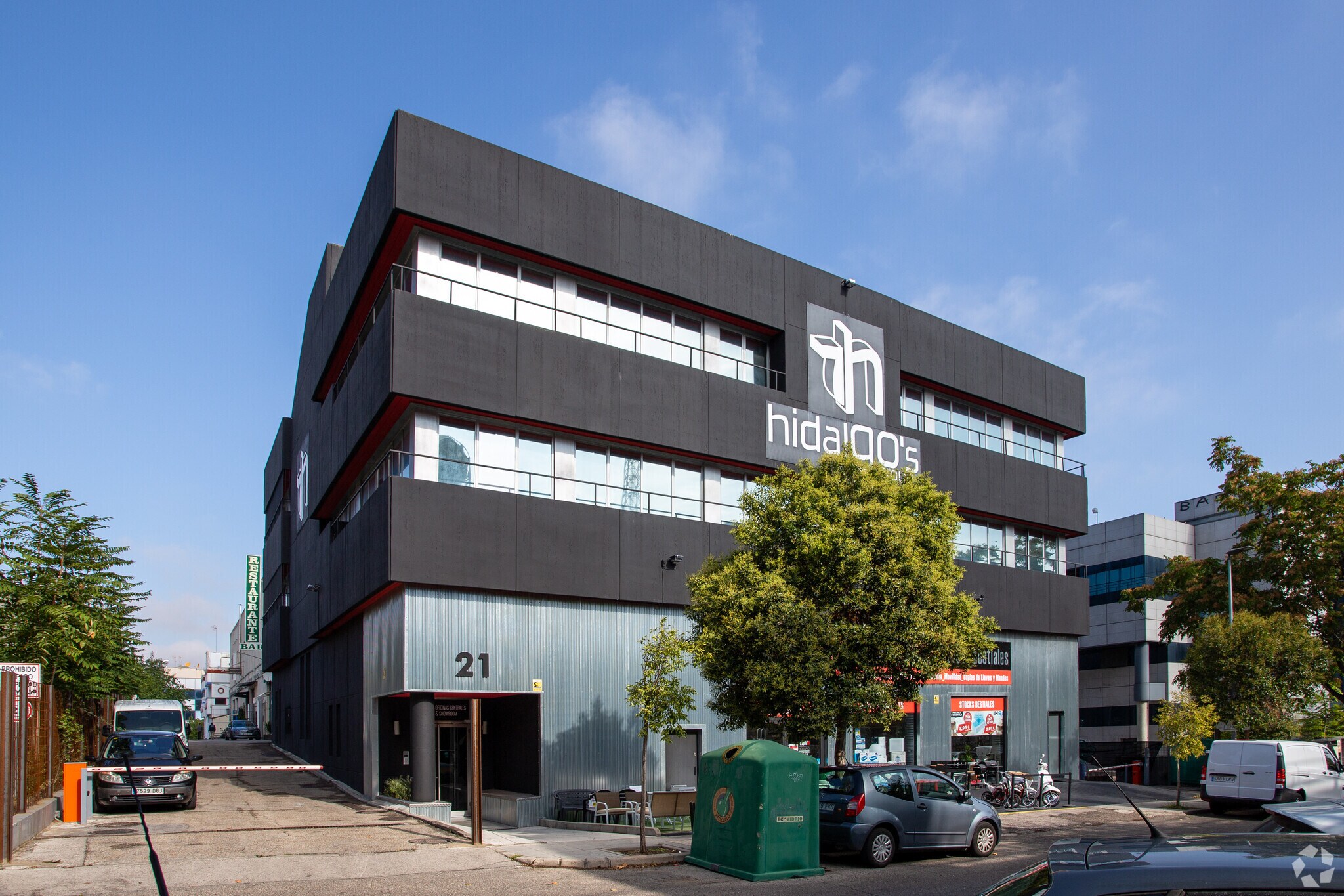 Industriel/Logistique dans San Sebastián de los Reyes, Madrid à louer Photo de l’immeuble– Image 1 sur 2