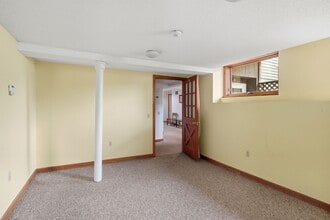 131 Main St, Hatfield, MA à louer Photo intérieure– Image 2 sur 2