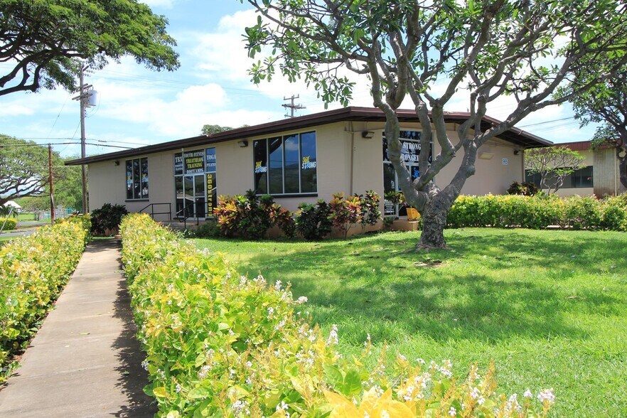 965 Shangrila St, Kapolei, HI à louer - Photo de l’immeuble – Image 3 sur 4