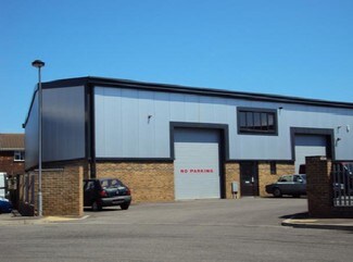 Plus de détails pour Courtlands Rd, Eastbourne - Industriel/Logistique à louer