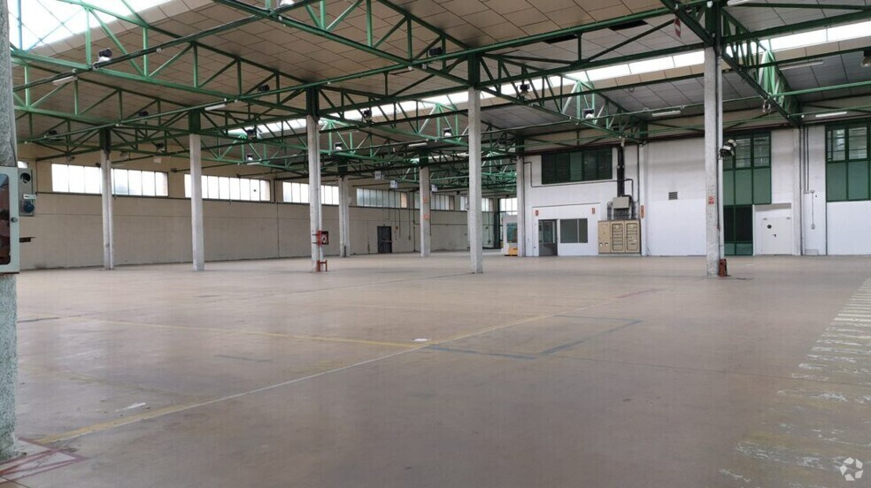 Industriel/Logistique dans Getafe, Madrid à vendre - Photo de l’immeuble – Image 3 sur 12