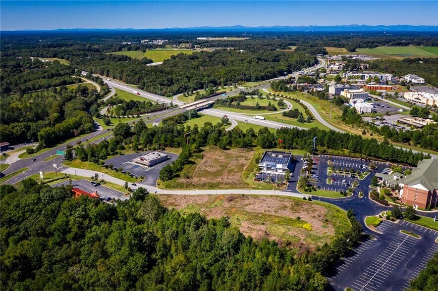 Lot R-1-A Destination Blvd., Anderson, SC 29621, Anderson, SC à vendre - Aérien – Image 2 sur 9
