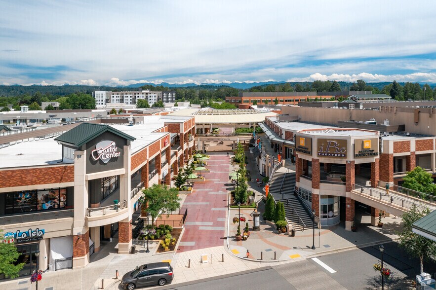 16495 NE 74th St, Redmond, WA à louer - Photo de l’immeuble – Image 1 sur 38