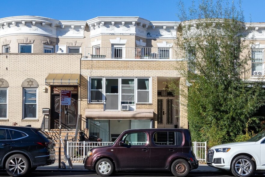 96 W End Ave, Brooklyn, NY à vendre - Photo de l’immeuble – Image 3 sur 8