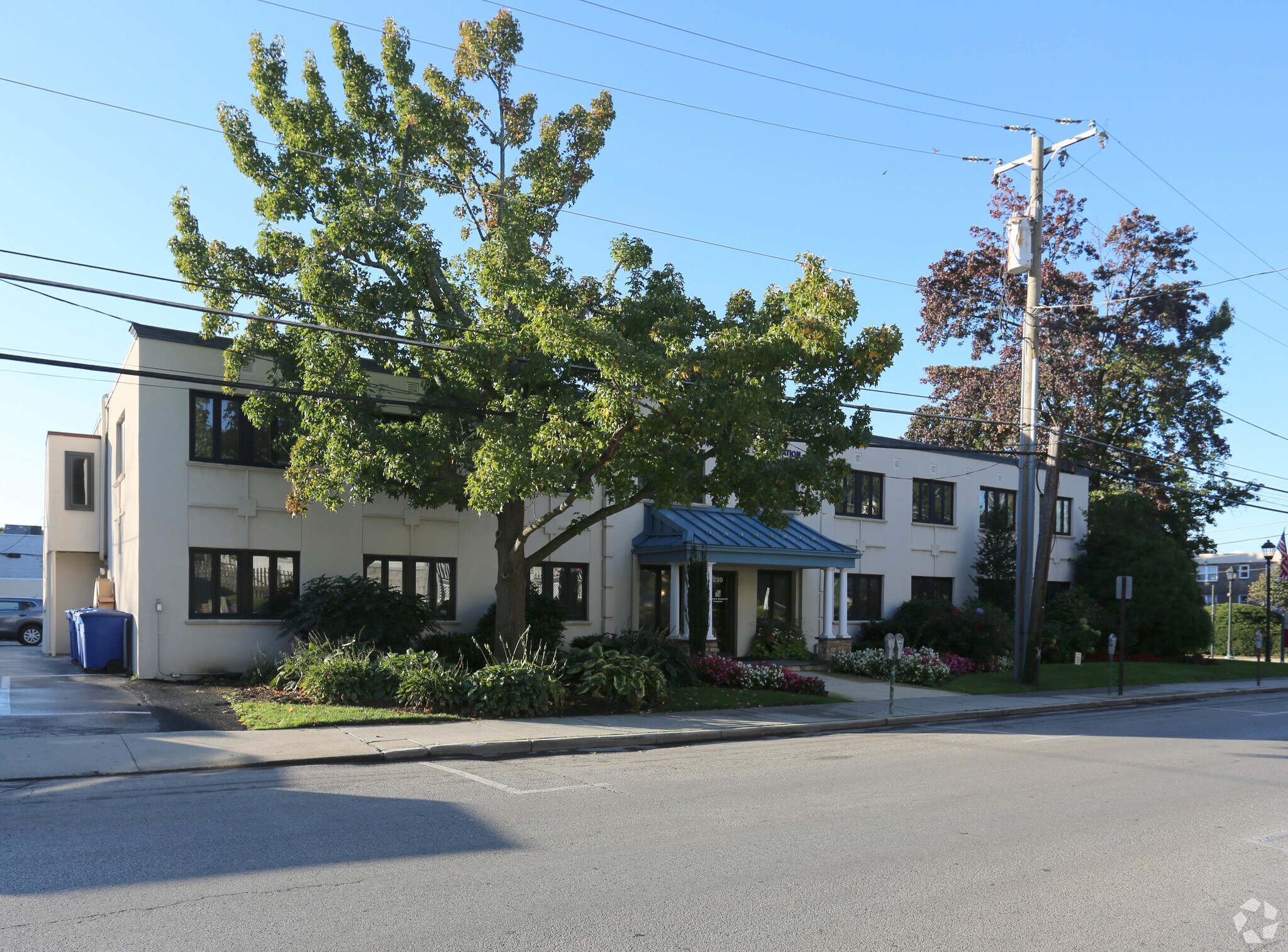 117 Forrest Ave, Narberth, PA à louer Photo principale– Image 1 sur 14