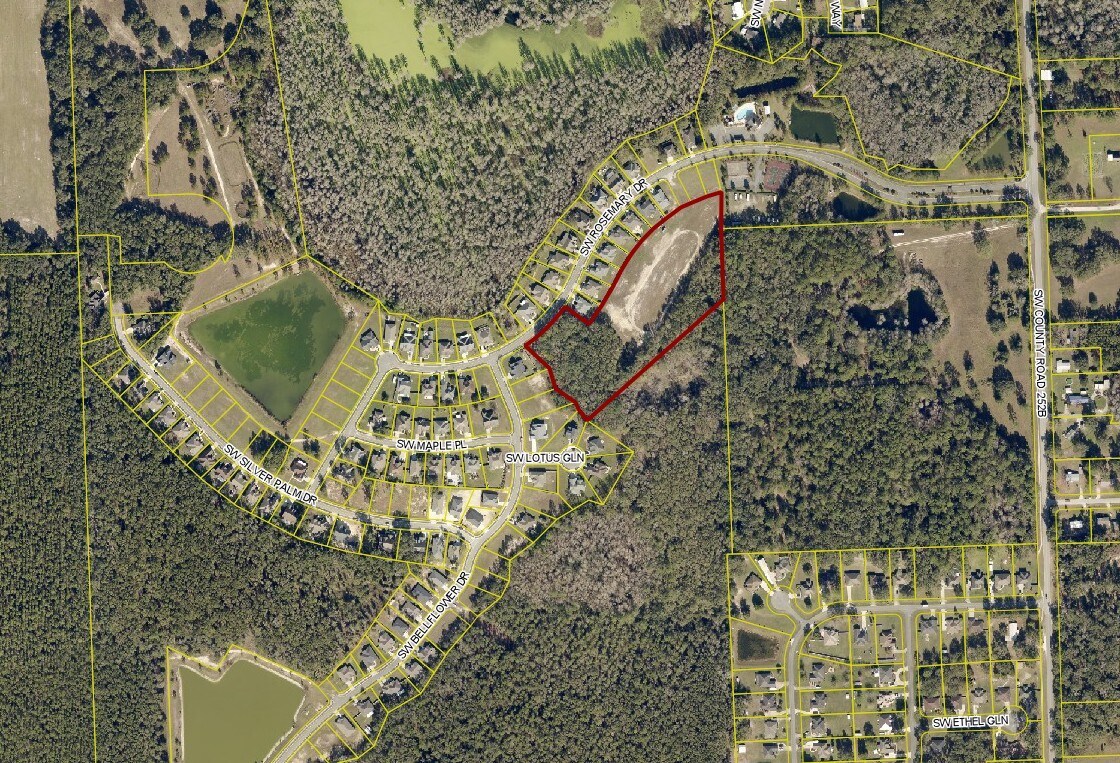 530 SW Rosemary Dr, Lake City, FL à vendre Photo principale– Image 1 sur 4