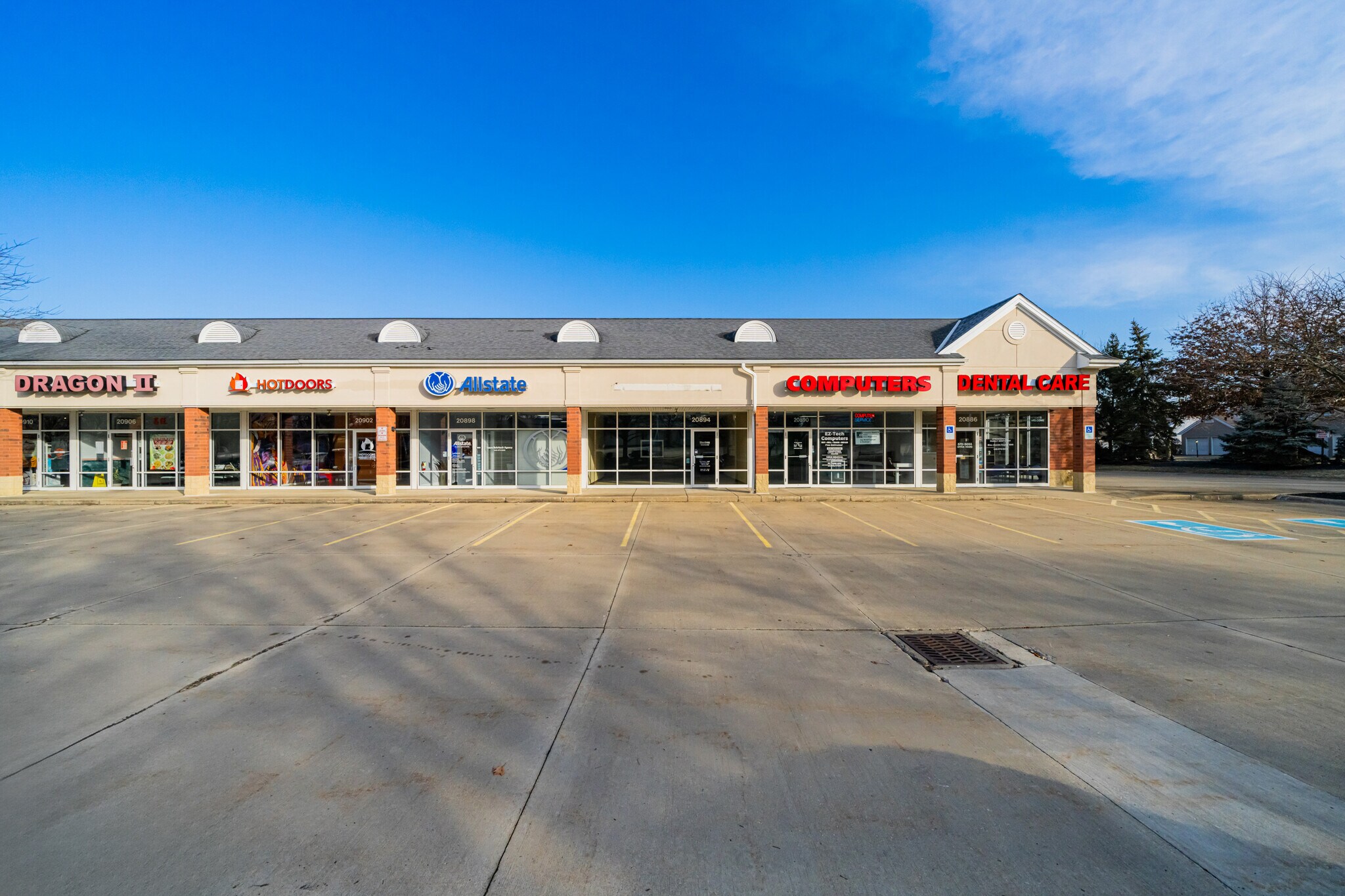 20886-20942 Drake Rd, Strongsville, OH à louer Photo de l’immeuble– Image 1 sur 29
