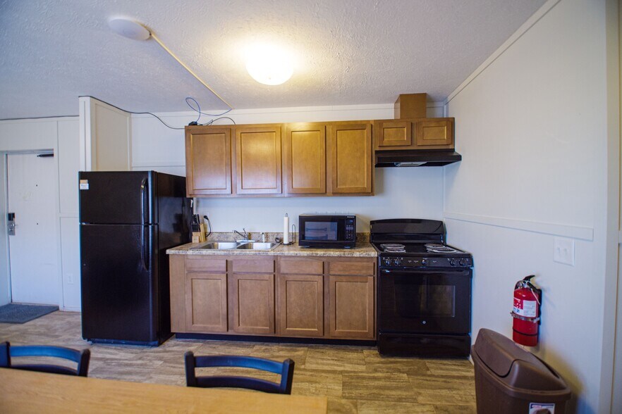 6772 E Goldenrod Dr, Gardendale, TX à vendre - Photo intérieure – Image 3 sur 22