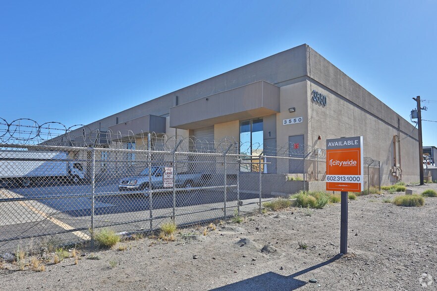 3550 W Clarendon Ave, Phoenix, AZ à louer - Photo principale – Image 1 sur 9