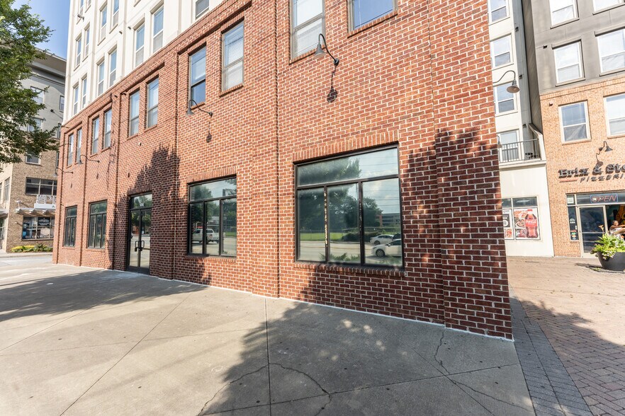 2521 Piedmont Rd NE, Atlanta, GA à louer - Photo de l’immeuble – Image 3 sur 6