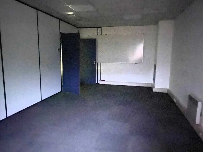 Bureau dans Lyon à louer - Photo de l’immeuble – Image 2 sur 9