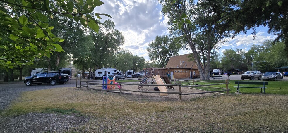 204 US Highway 20 S, Thermopolis, WY à vendre - Photo de l’immeuble – Image 3 sur 47