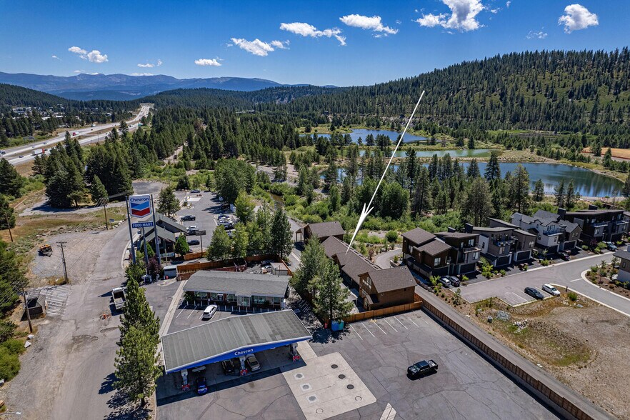 12315 Deerfield Dr, Truckee, CA à vendre - Photo de l’immeuble – Image 3 sur 55