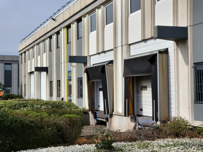 Plus de détails pour 86-114 Avenue Louis Roche, Gennevilliers - Bureau, Local d'activités à louer