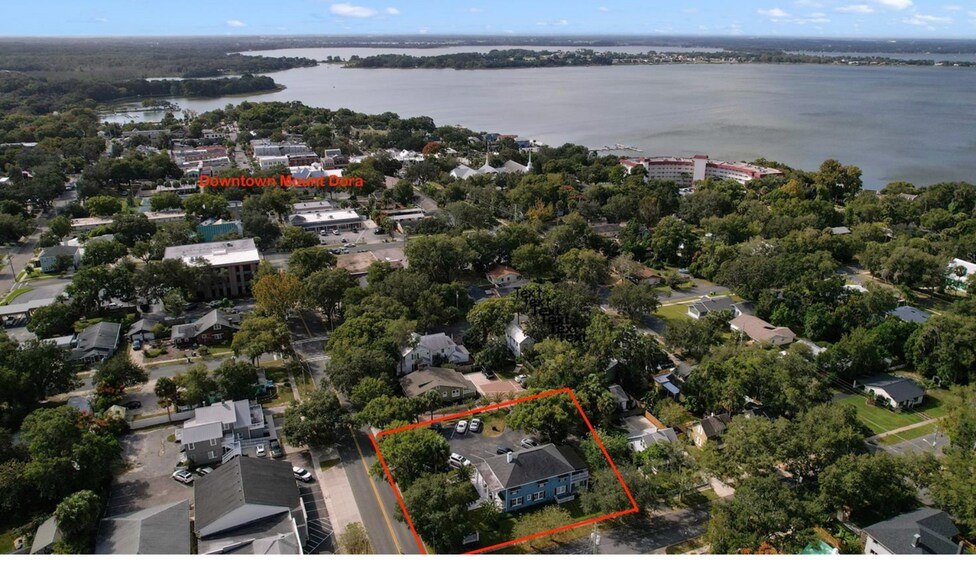 851 N Donnelly St, Mount Dora, FL à vendre - Aérien – Image 2 sur 18