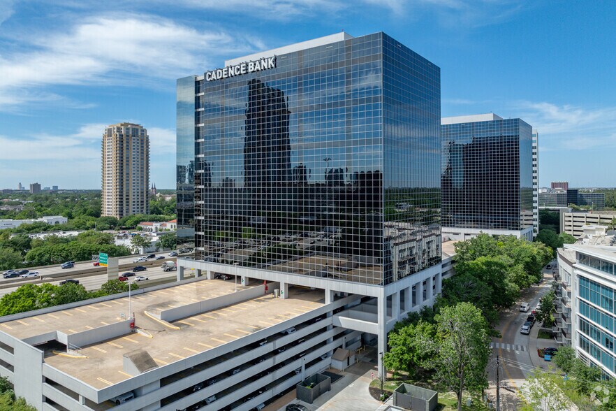 1333 West Loop S, Houston, TX à vendre - Photo de l’immeuble – Image 2 sur 29