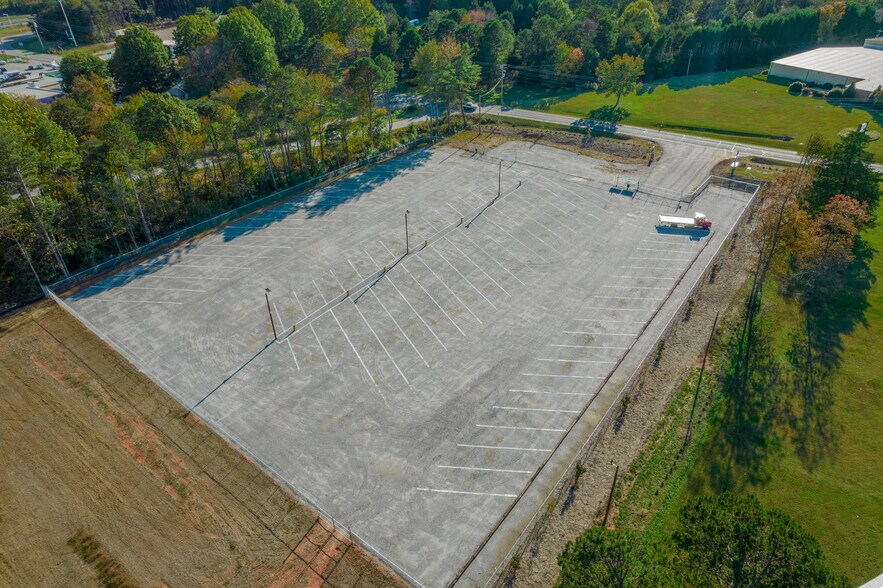 2010 Old Mountain Rd, Statesville, NC à louer - Photo principale – Image 1 sur 6