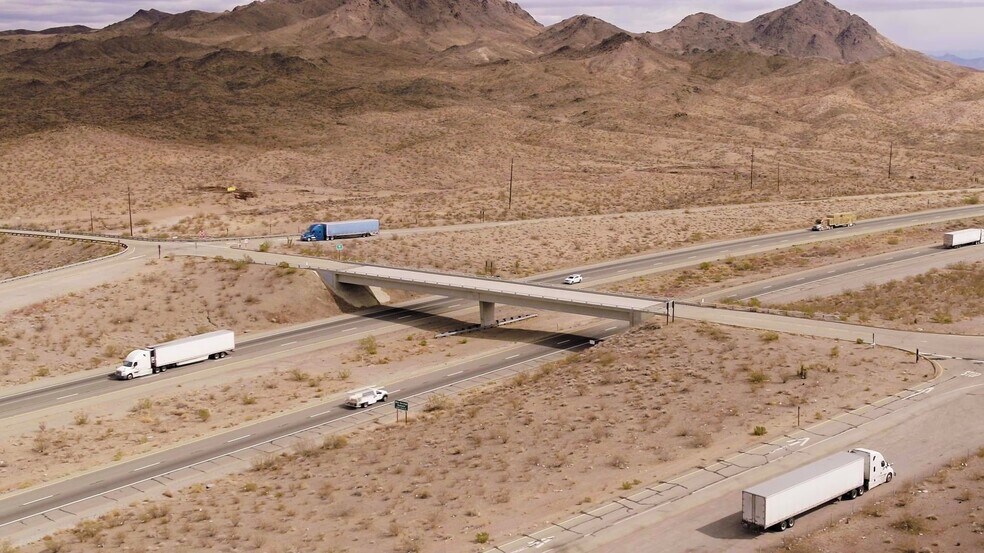 I-40 and Historic Route 66, Essex, CA à vendre - Photo de l’immeuble – Image 3 sur 8