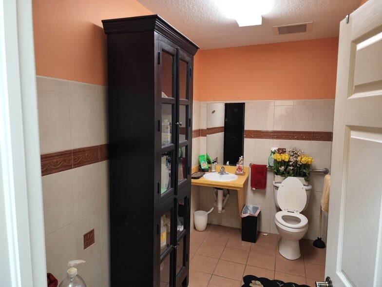 2344 Crestover Ln, Wesley Chapel, FL à louer - Photo intérieure – Image 3 sur 38
