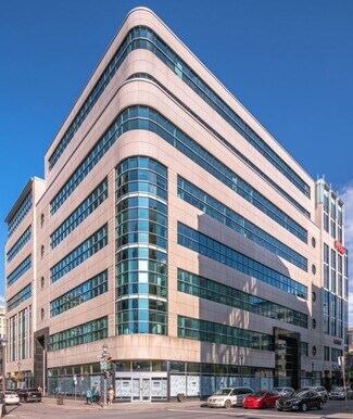Plus de détails pour 410 Boul Charest E, Québec, QC - Bureau à louer