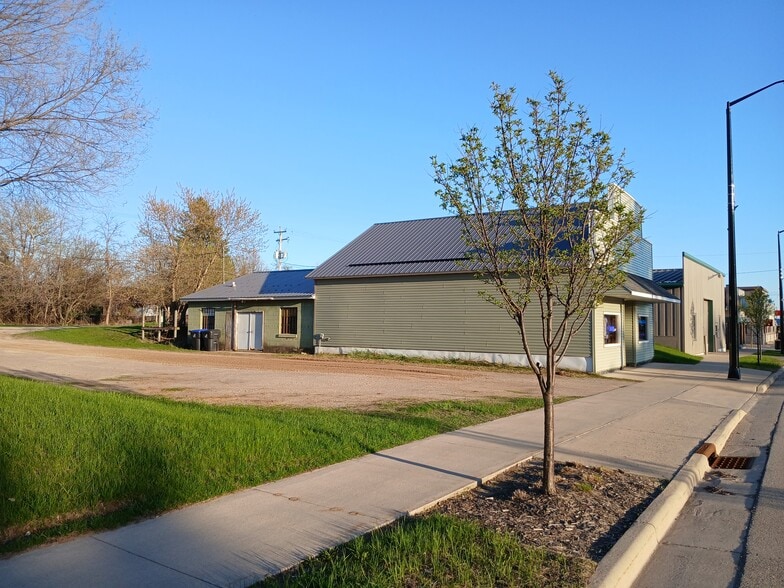416 Main St, Wausaukee, WI à vendre - Photo de l’immeuble – Image 3 sur 3