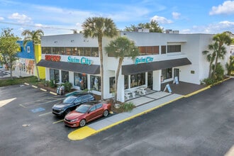 1960 Stickney Point Rd, Sarasota, FL à louer Photo de l’immeuble– Image 1 sur 27