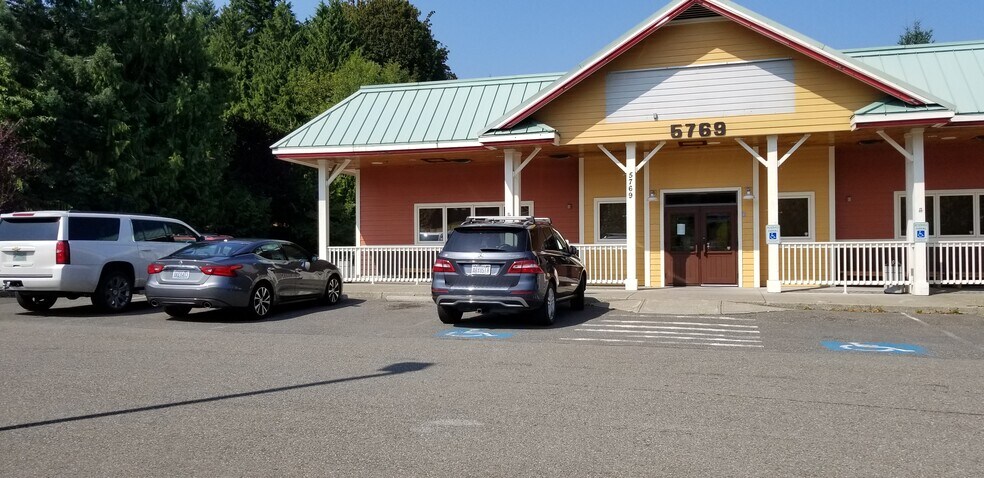 5769 Wa-303, Bremerton, WA à louer - Photo de l’immeuble – Image 3 sur 9