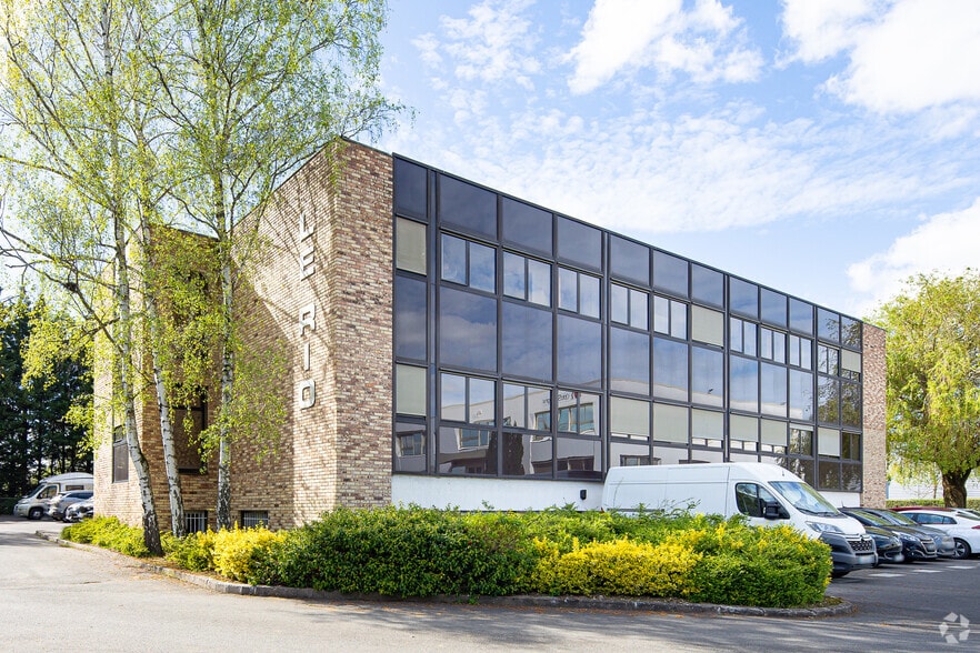 1 Rue De La Terre De Feu, Les Ulis à vendre - Photo principale – Image 1 sur 1