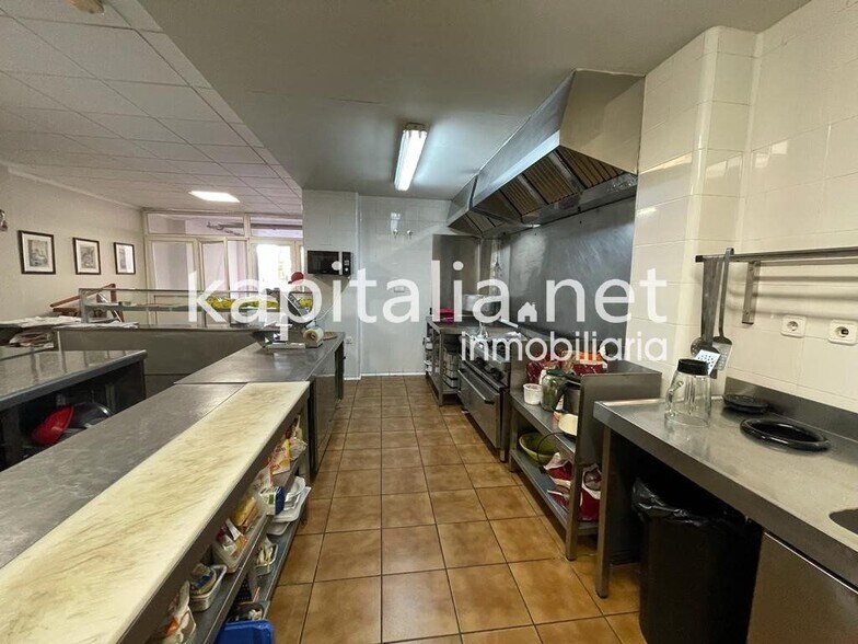 Local commercial dans València à vendre - Photo de l’immeuble – Image 3 sur 7