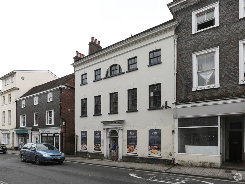 82 High St, Lewes à vendre - Photo de l’immeuble – Image 2 sur 3