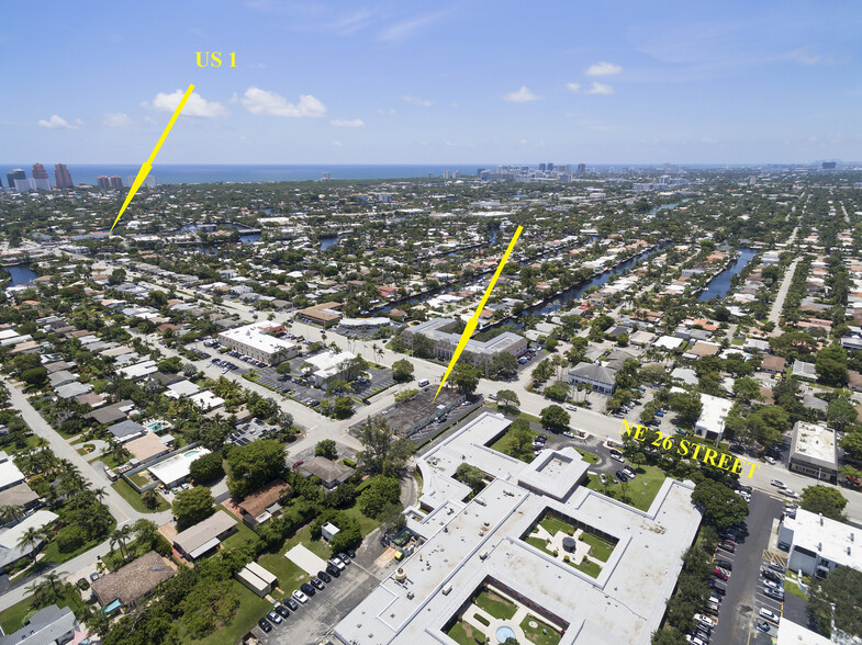 1749 NE 26th St, Fort Lauderdale, FL à louer - Photo de l’immeuble – Image 3 sur 30