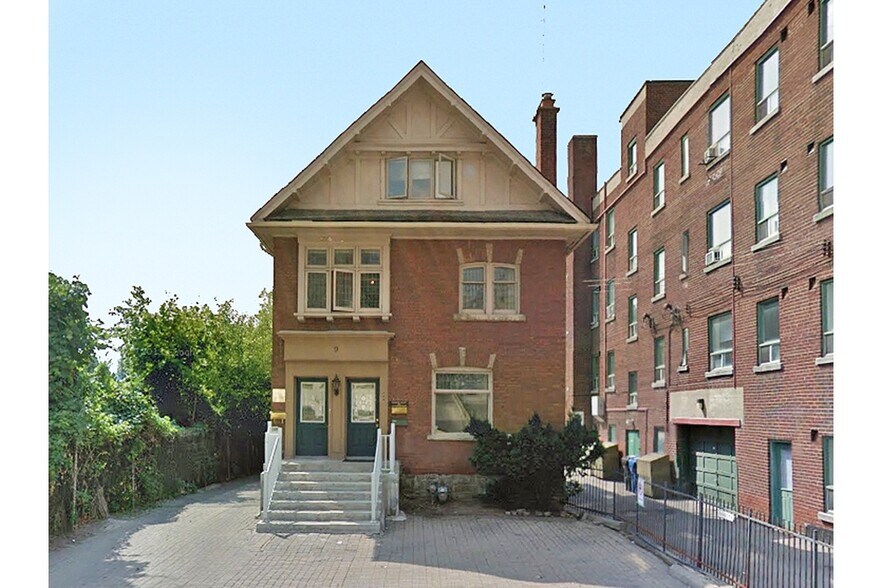 9 Woodlawn Av E, Toronto, ON à louer - Photo principale – Image 1 sur 1