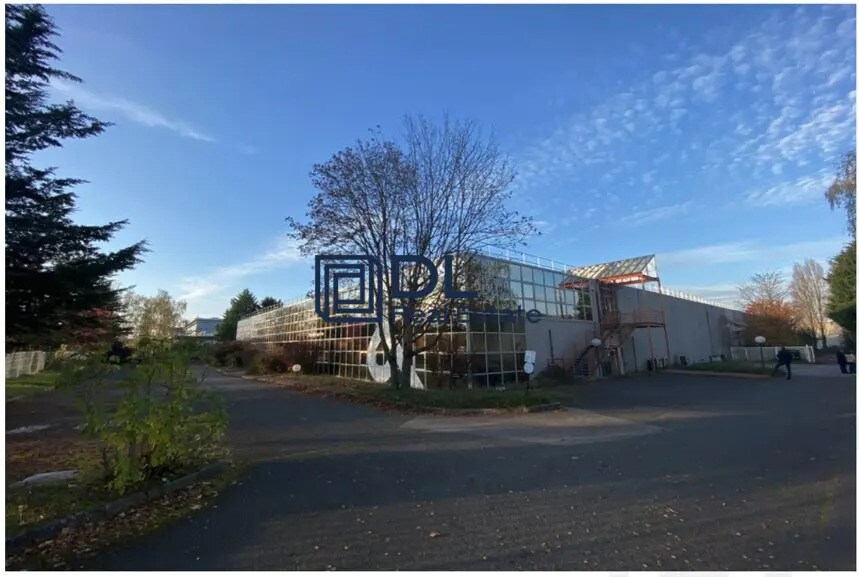Industriel/Logistique dans Maurepas à vendre - Photo de l’immeuble – Image 1 sur 9