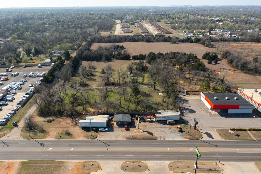 9128 NE 23rd St, Oklahoma City, OK à vendre - Photo de l’immeuble – Image 3 sur 8