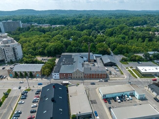 Plus de détails pour 64 Hatt St, Hamilton, ON - Différents types d’espaces à louer
