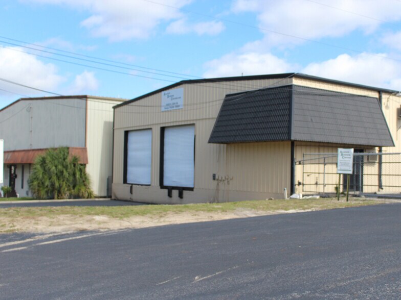 6405 N 50th St, Tampa, FL à louer - Photo de l’immeuble – Image 2 sur 4