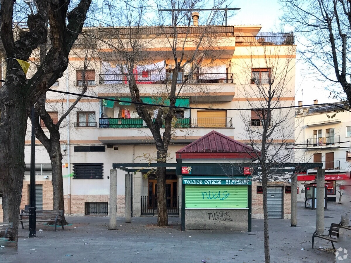 View Photo