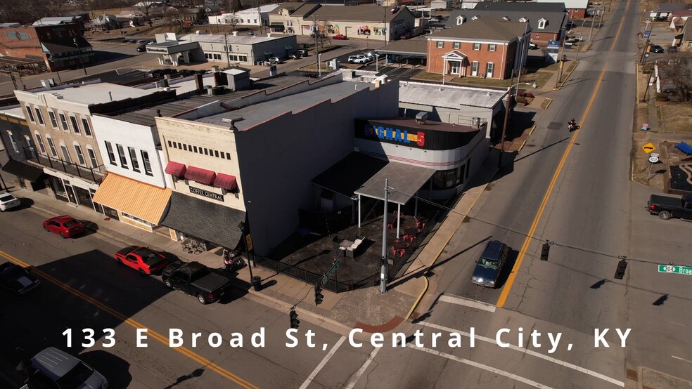 133 E Broad St, Central City, KY à vendre - Vidéo sur l’annonce professionnelle – Image 2 sur 15
