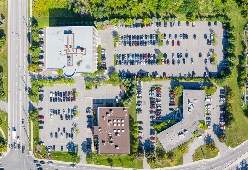 700 Silver Seven Rd, Ottawa, ON à louer - Aérien – Image 3 sur 3