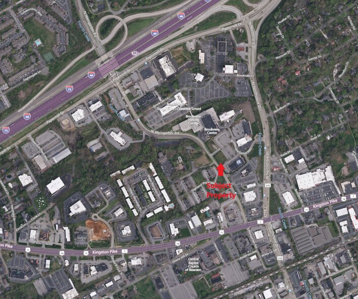 225 Brookview Centre Way, Knoxville, TN à louer - Photo de l’immeuble – Image 3 sur 6