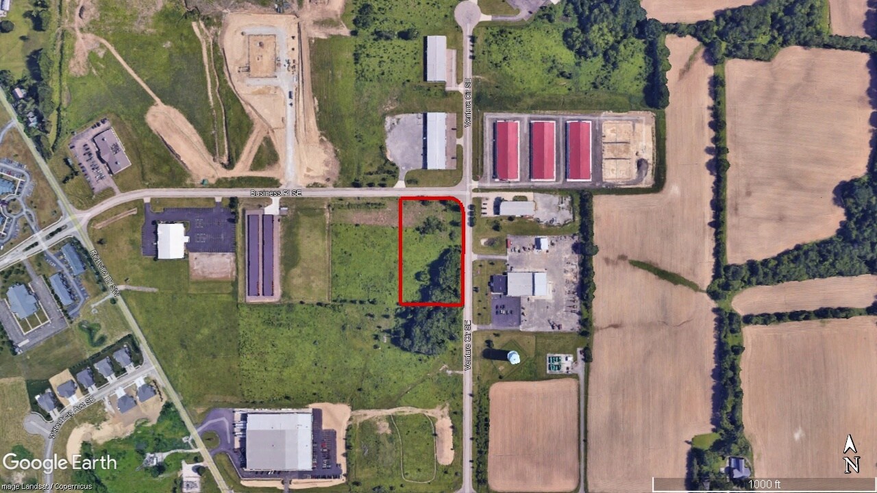 2029 Venture Cir SE, Massillon, OH à vendre Photo de l’immeuble– Image 1 sur 3