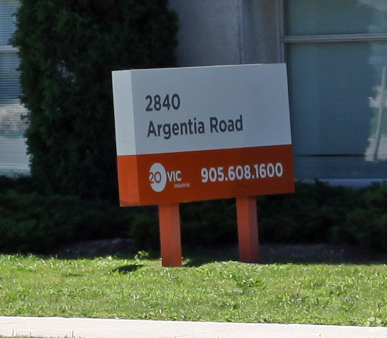2840 Argentia Rd, Mississauga, ON à louer - Photo de l’immeuble – Image 2 sur 8