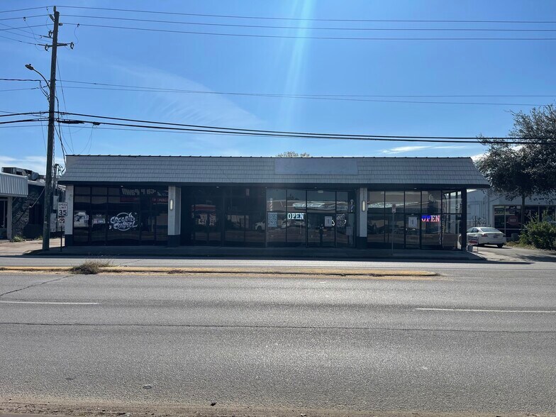 7122 Lawndale St, Houston, TX à vendre - Photo de l’immeuble – Image 1 sur 14