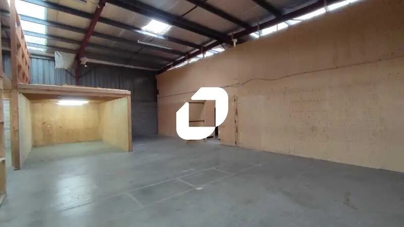 Industriel/Logistique dans Bègles à louer - Photo de l’immeuble – Image 3 sur 11