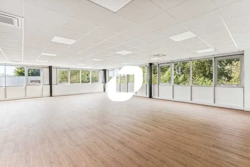 Local d’activités dans Massy à louer - Photo intérieure – Image 3 sur 15