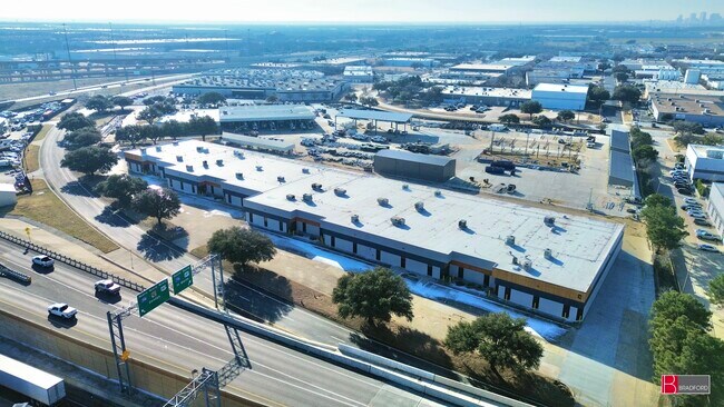 Plus de détails pour 2500-2536 NE Loop 820, Fort Worth, TX - Industriel/Logistique à louer